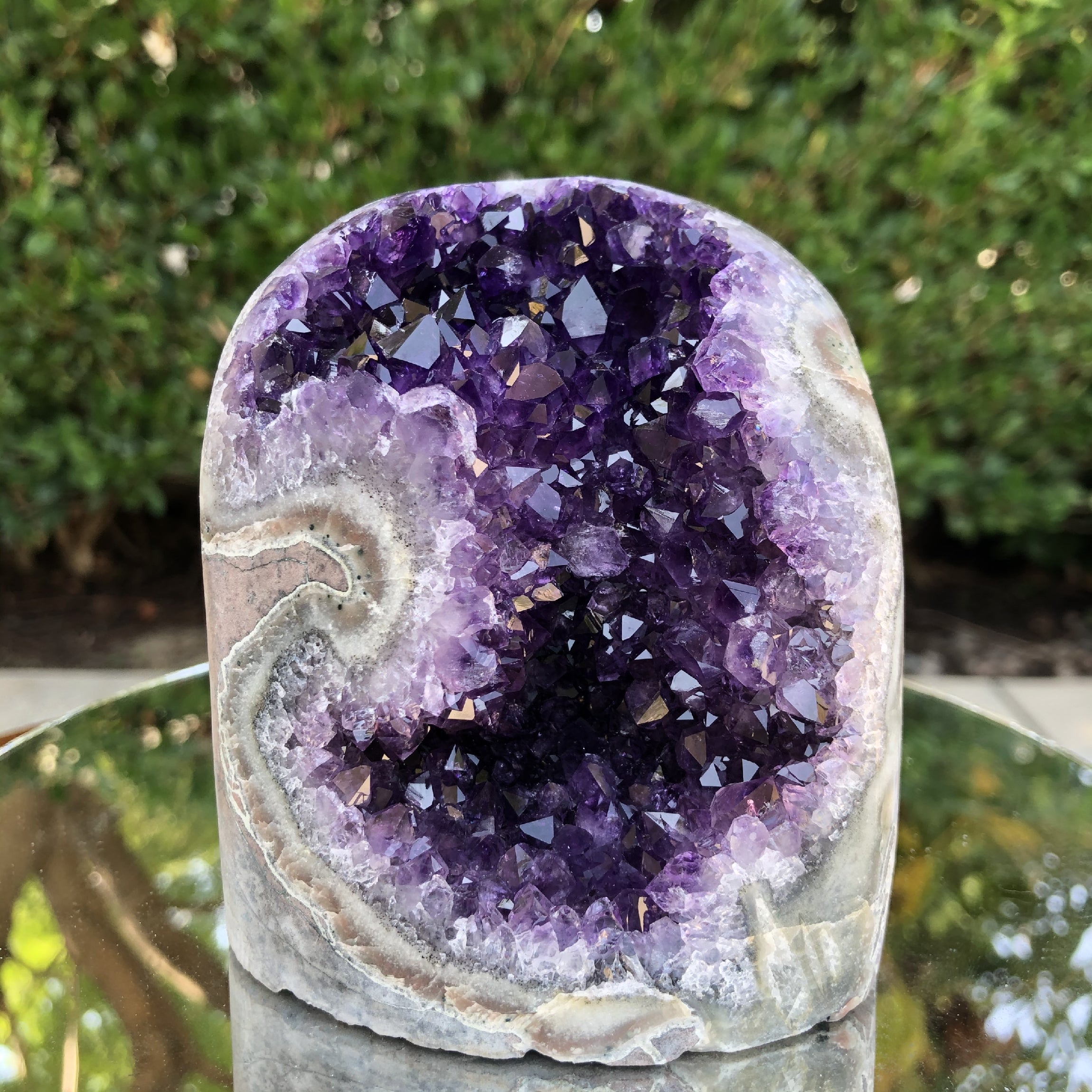 1.02kg 11x9x8cm Purple Amethyst Geode from Uruguay