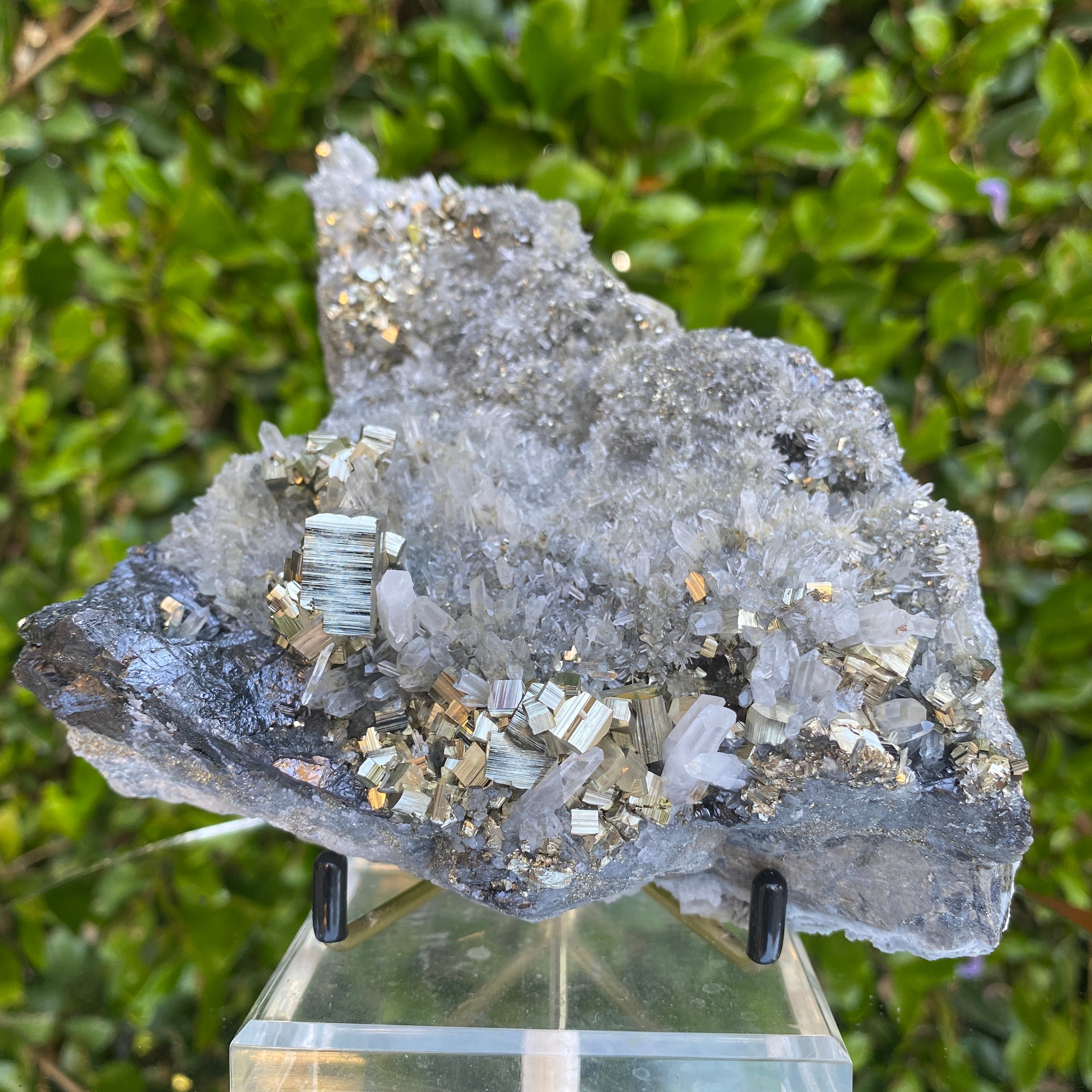 966g 17x13x6cm Quartz Gelena and Gold Pyrite from Peru