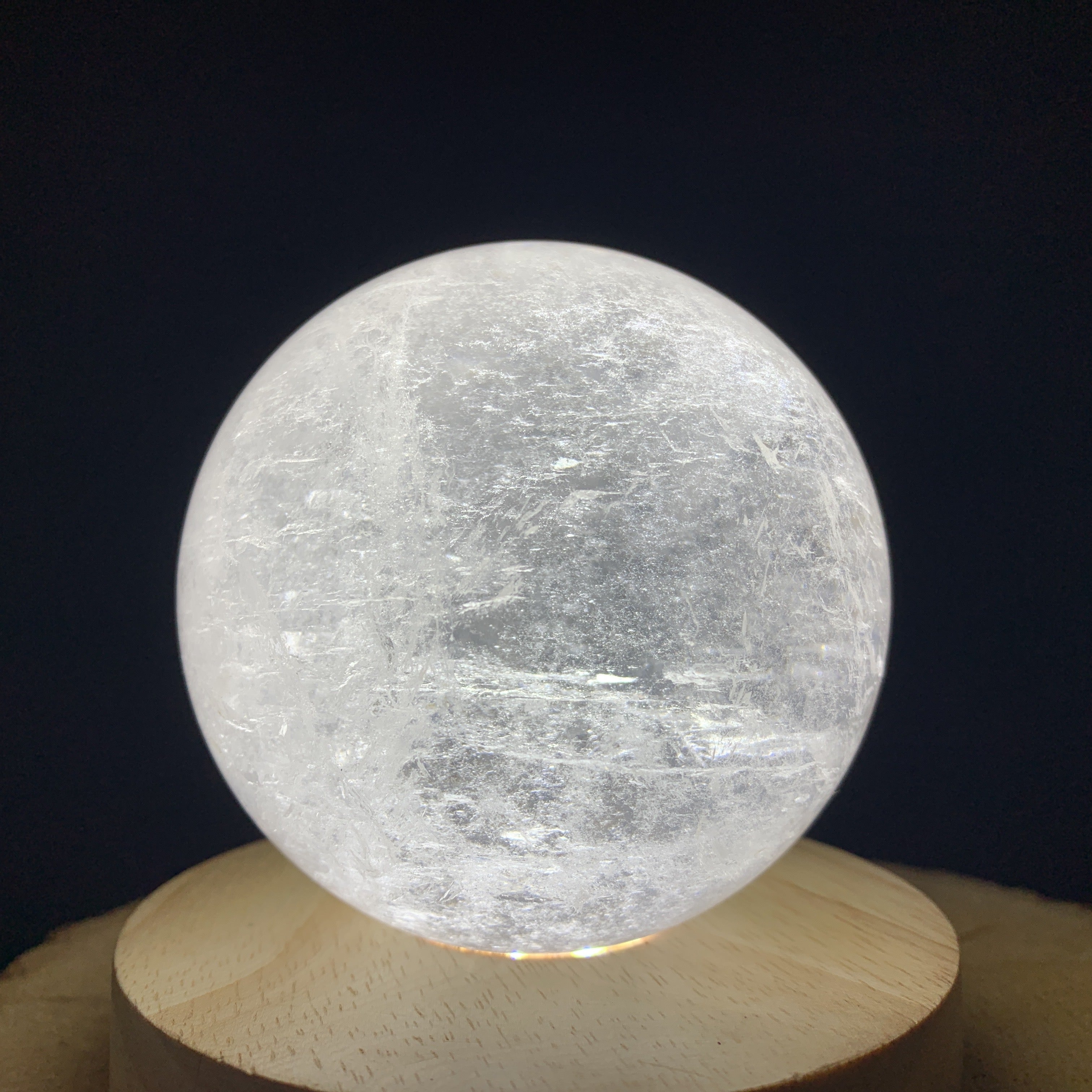 808g 8x8x8cm White Clear Quartz Sphere from China