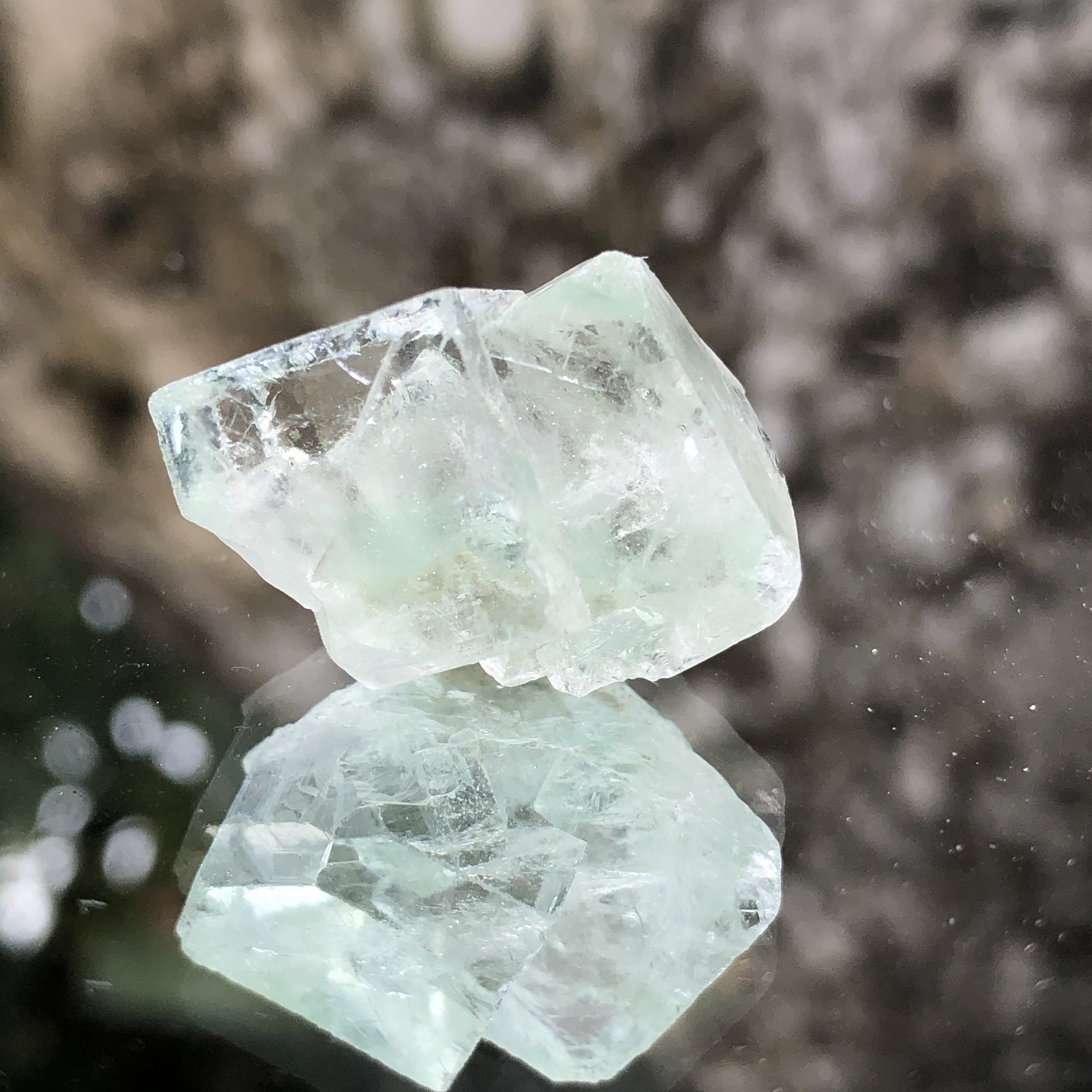 10g 2x2x2cm Glass Green and Clear Fluorite from Xianghualing,Hunan,CHINA - Locco Decor