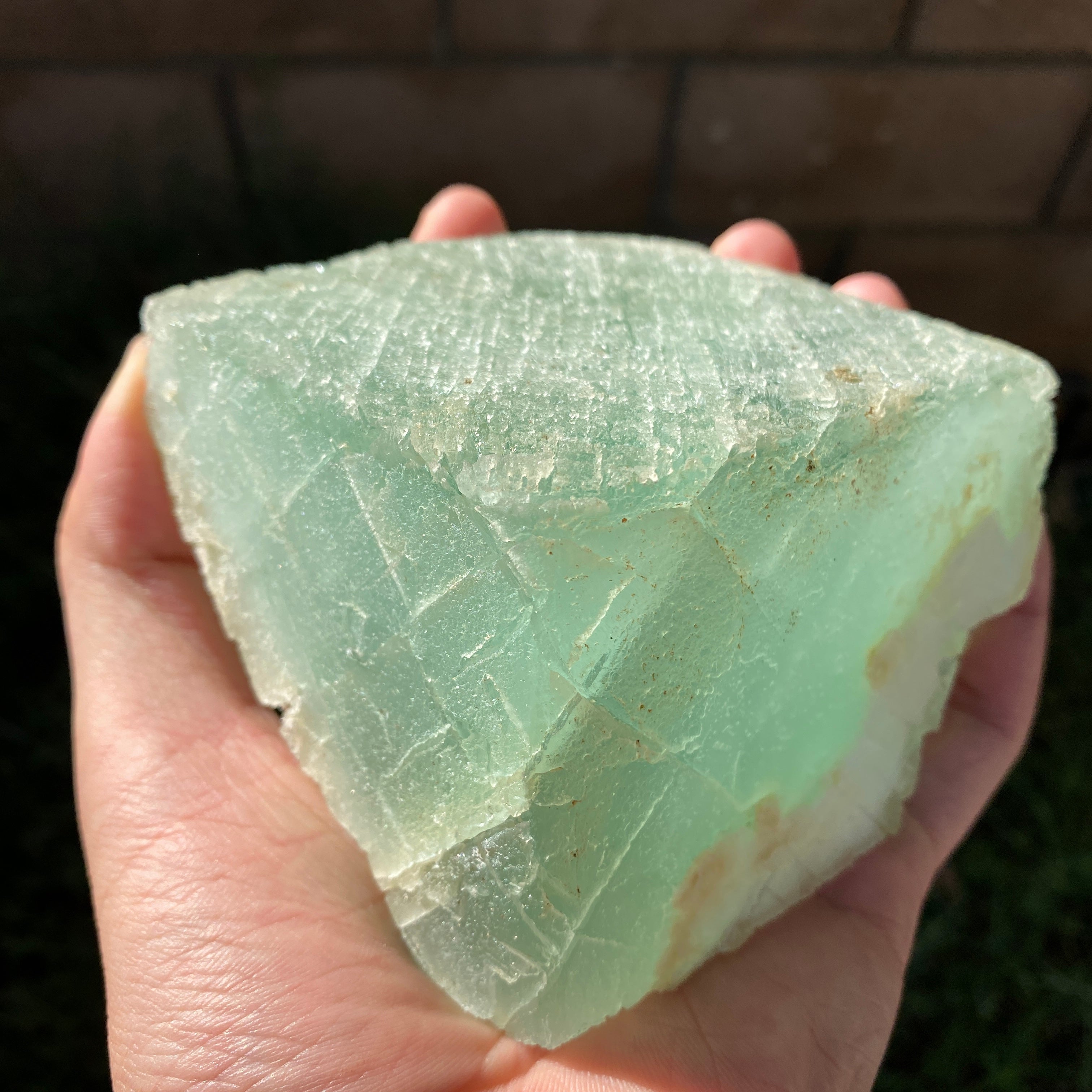 1.11kg 10x8x7cm Green Fluorite Translucent from China