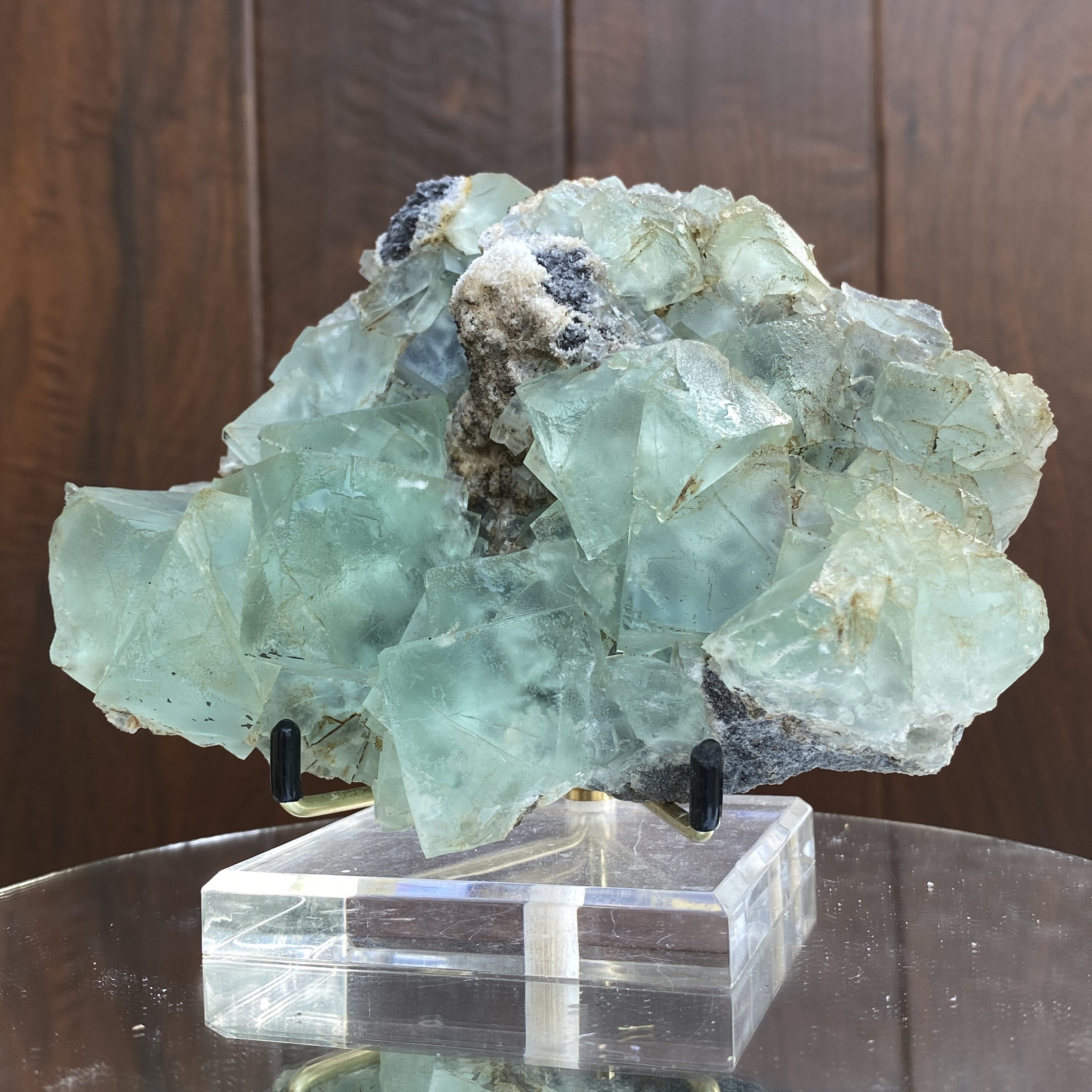 1.1kg 17x13x6cm Green Fluorite from China - Locco Decor