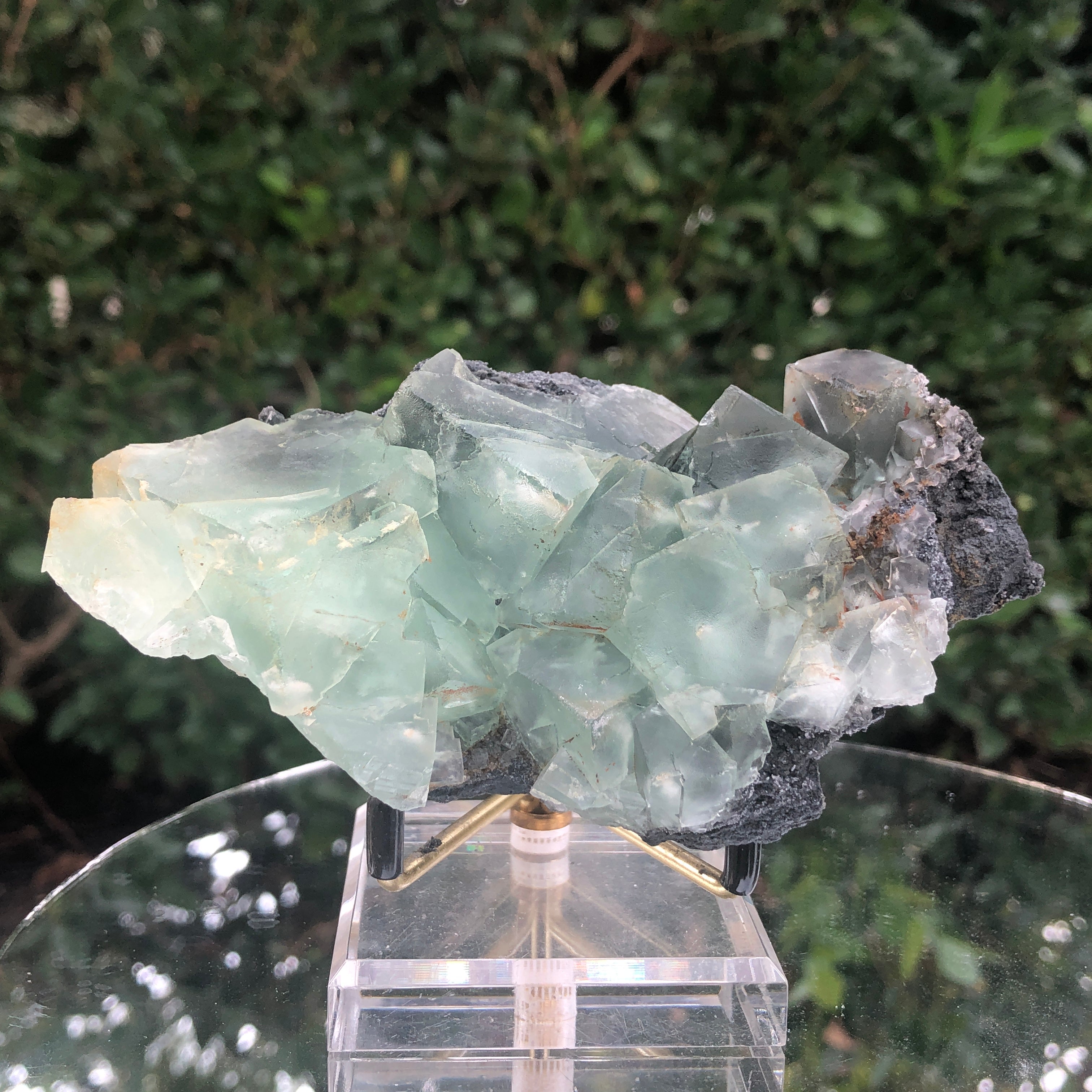 374g 13x8x5cm Green Fluorite Translucent from China