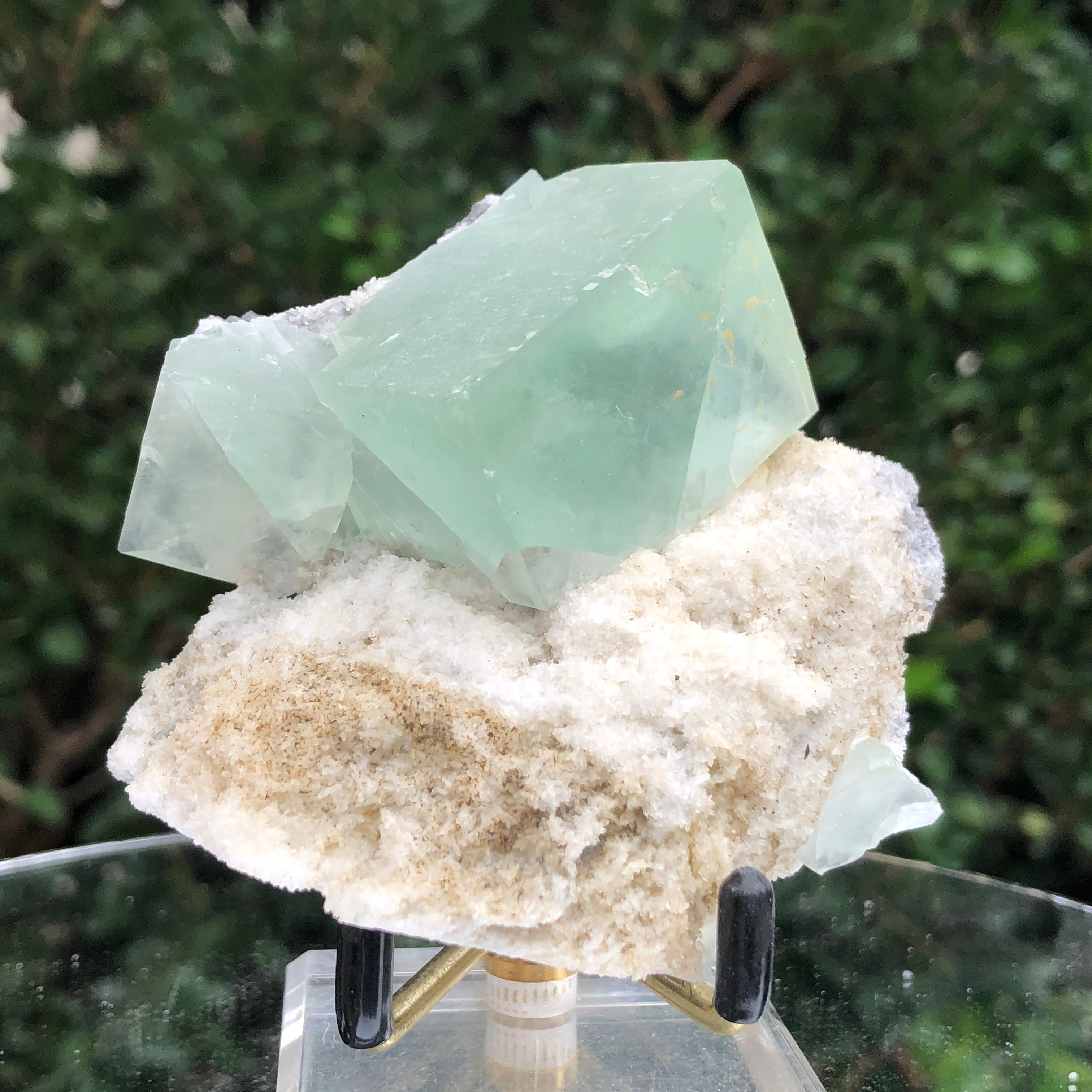 154g 8x8x4cm Green Fluorite Translucent from China