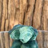 116g 6x5x4cm Green Shiny Malachite from Laos - Locco Decor