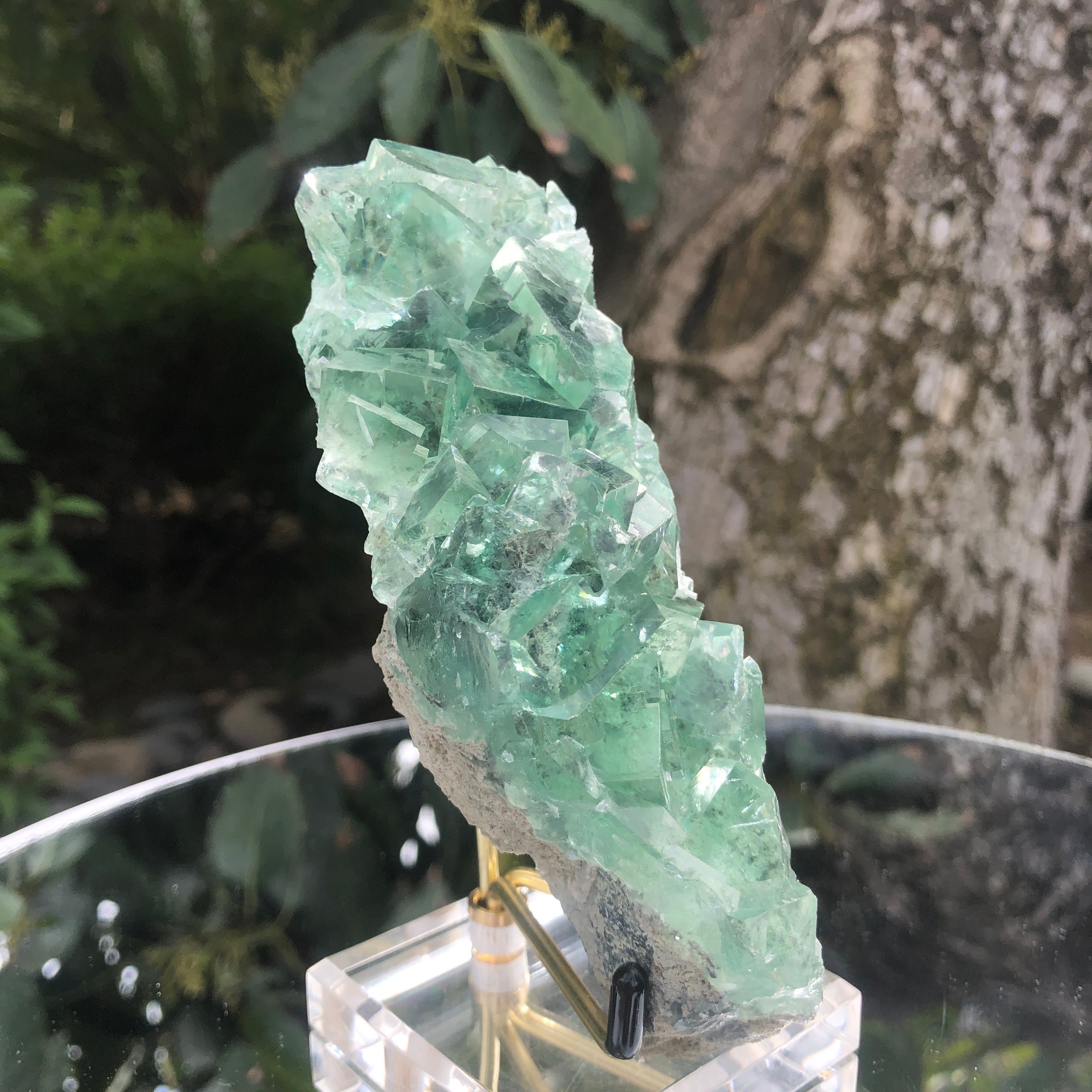 412g 15x7x6cm Glass Green and Clear Fluorite from Xianghualing,Hunan,CHINA