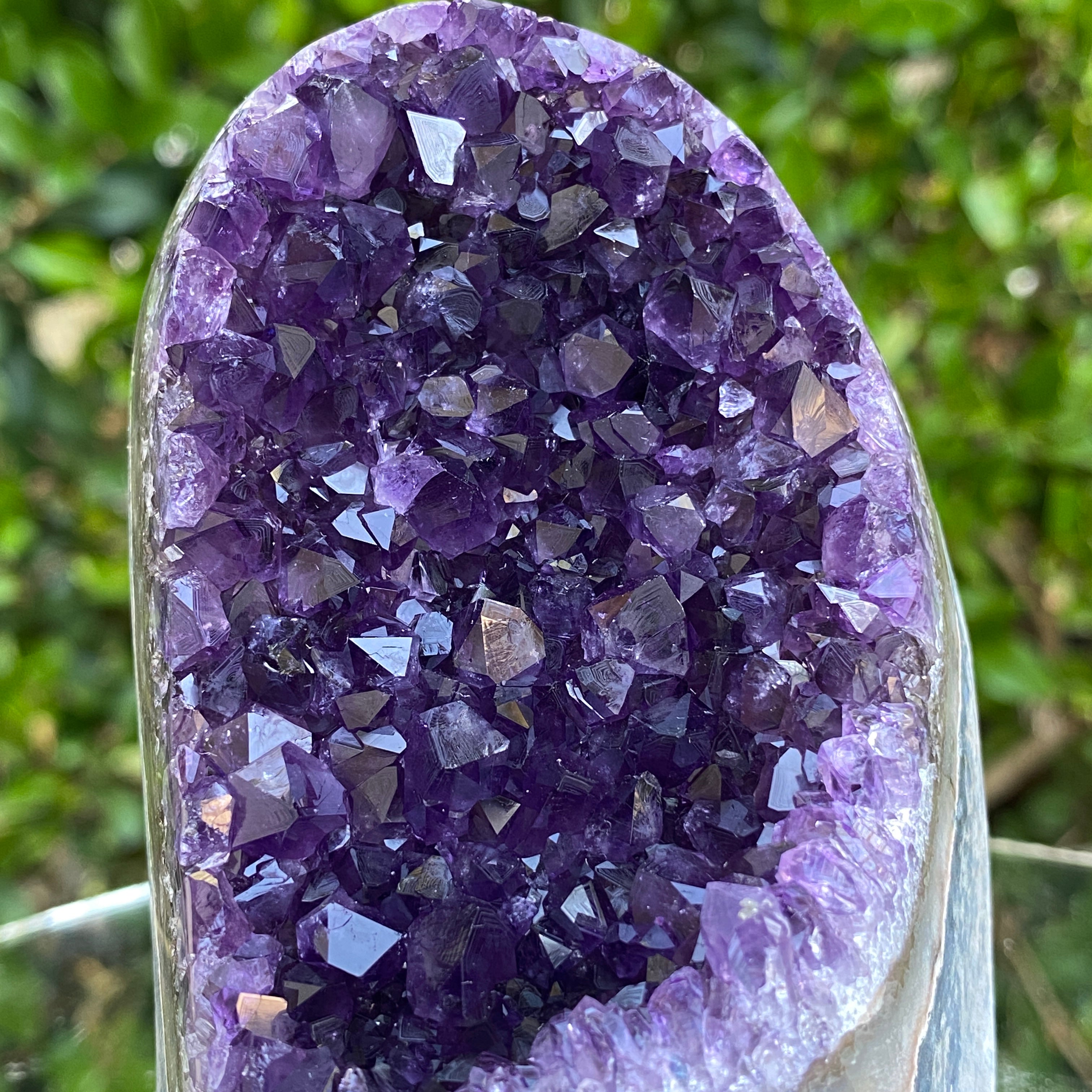 806g 11x9x8cm Grade A+ Big Smooth Crystal Purple Amethyst Geode from Uruguay
