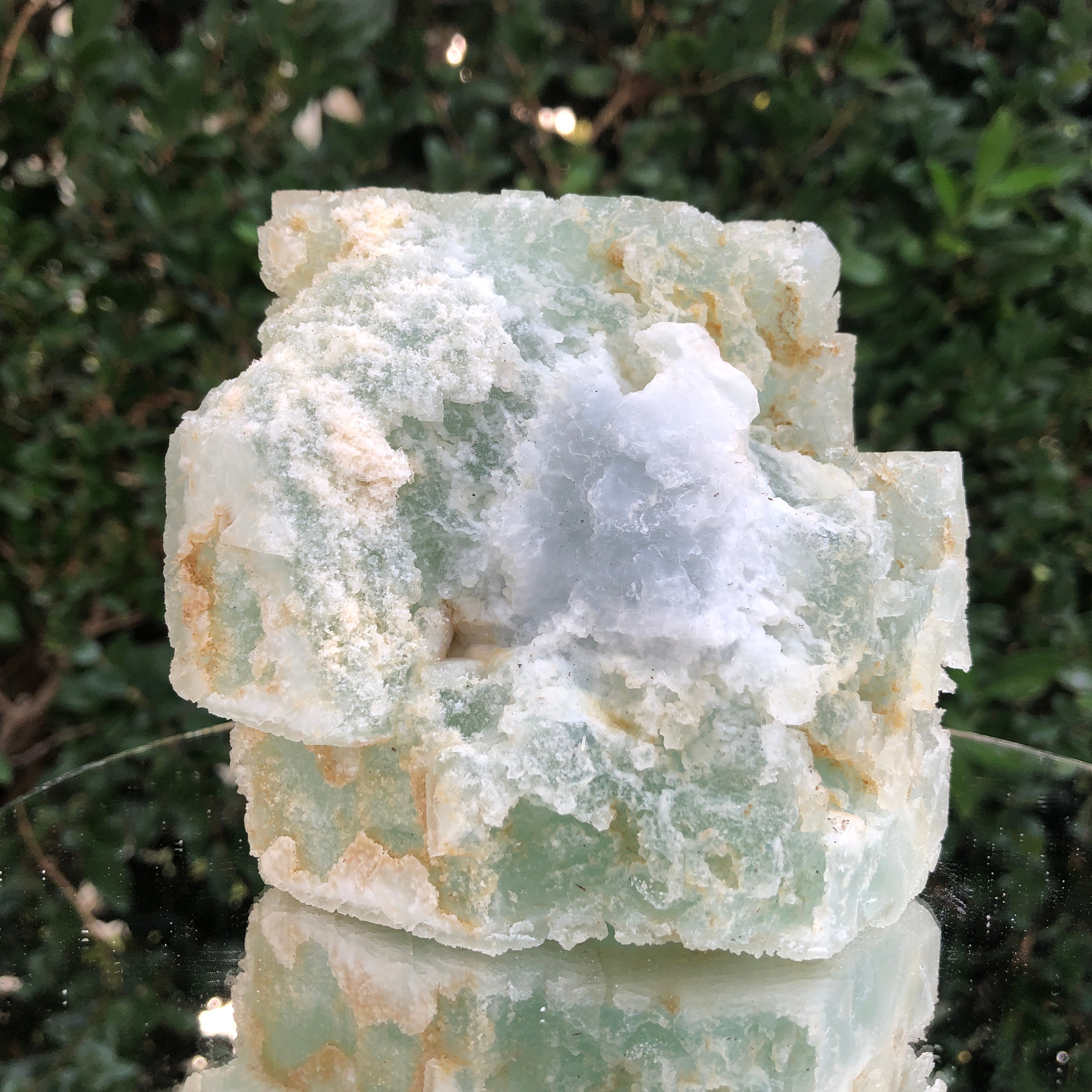 1.09kg 10x8x8cm Green Fluorite Translucent from China
