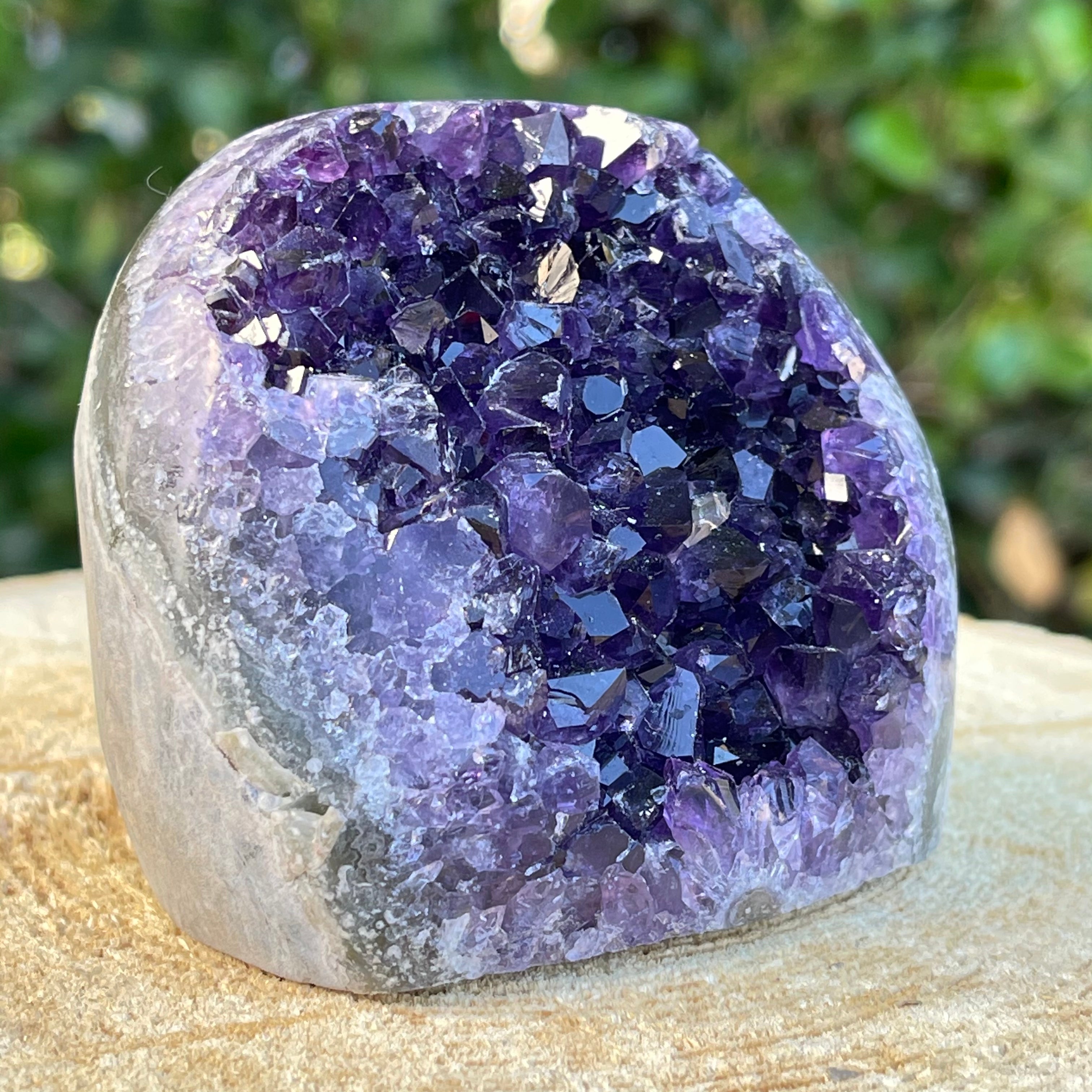 330g 6x6x5cm Purple Amethyst Geode Grade A from Uruguay