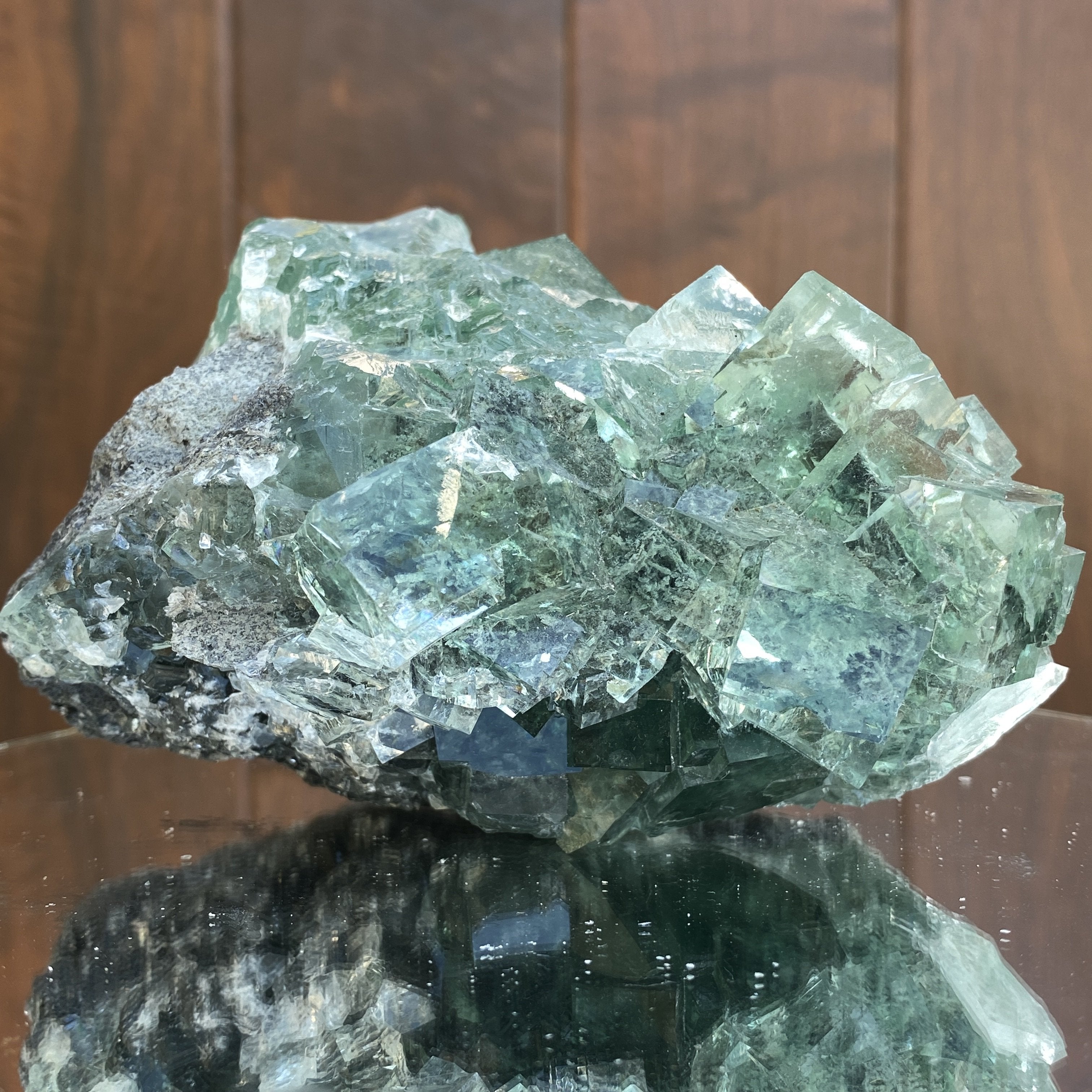 1.12kg 13x9x9cm Glass Green Clear Transparent Fluorite from China - Locco Decor