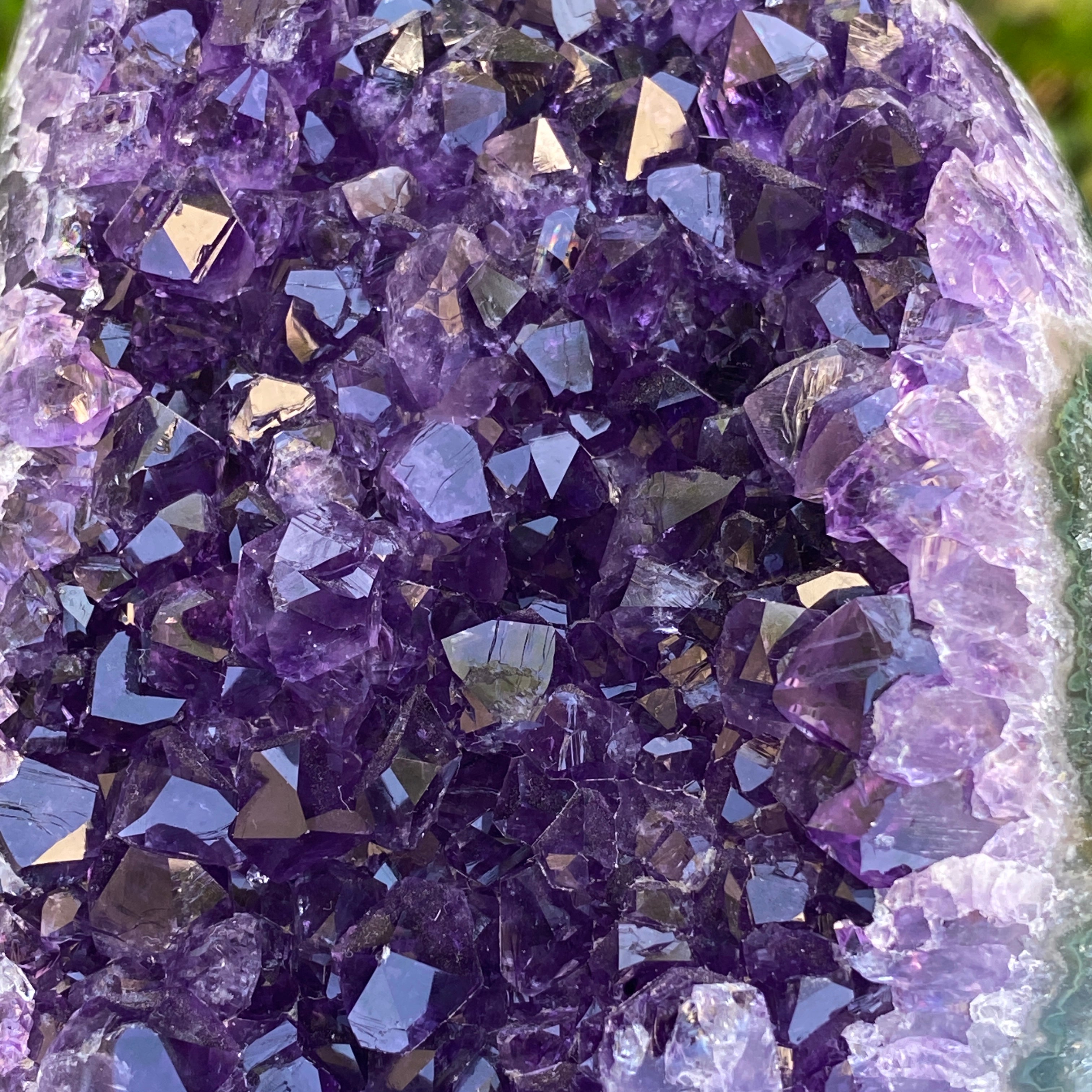 914g 10x9x9cm Grade A+ Big Smooth Crystal Purple Amethyst Geode from Uruguay