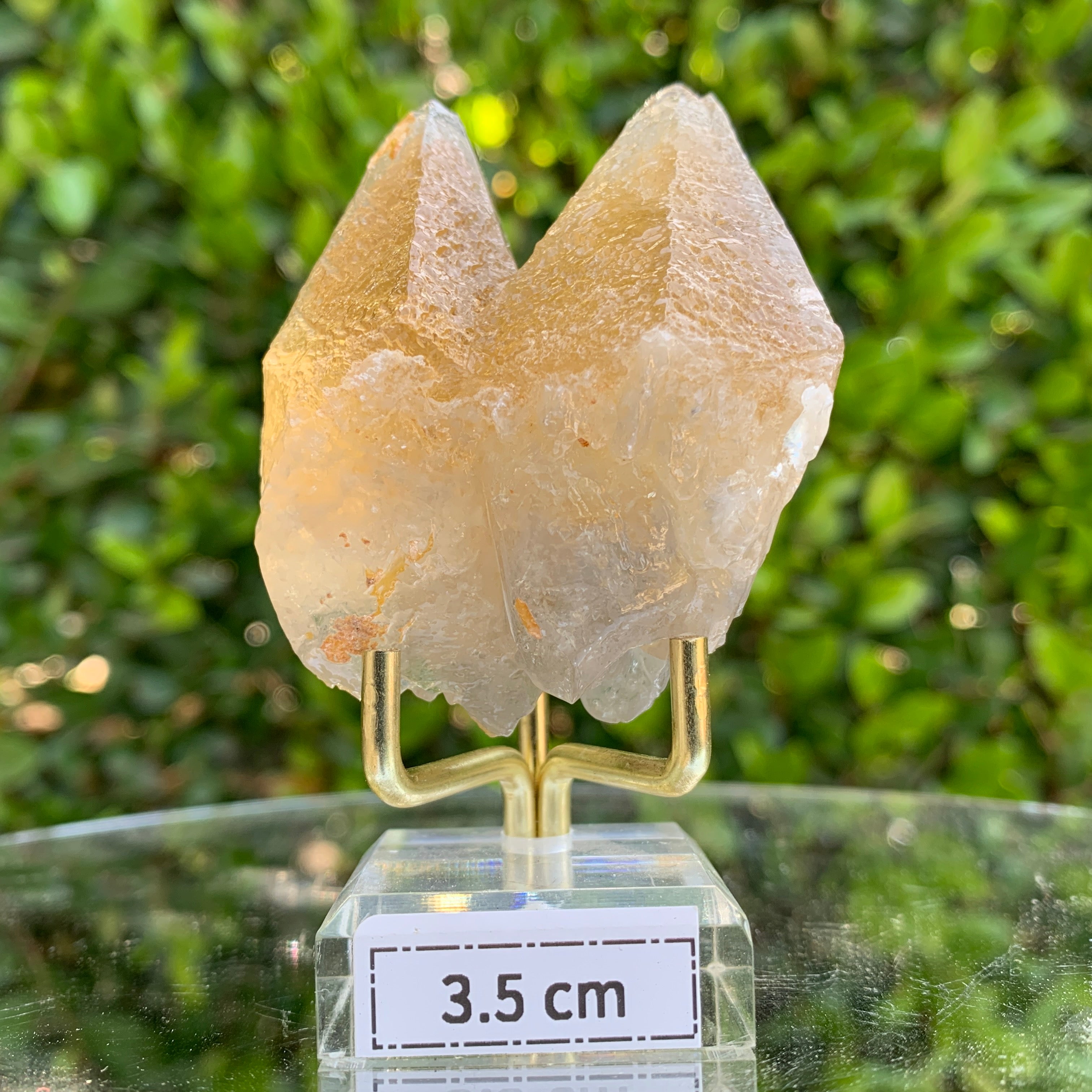 92.0g 6x5x3cm Gold Yellow Honey Calcite from China