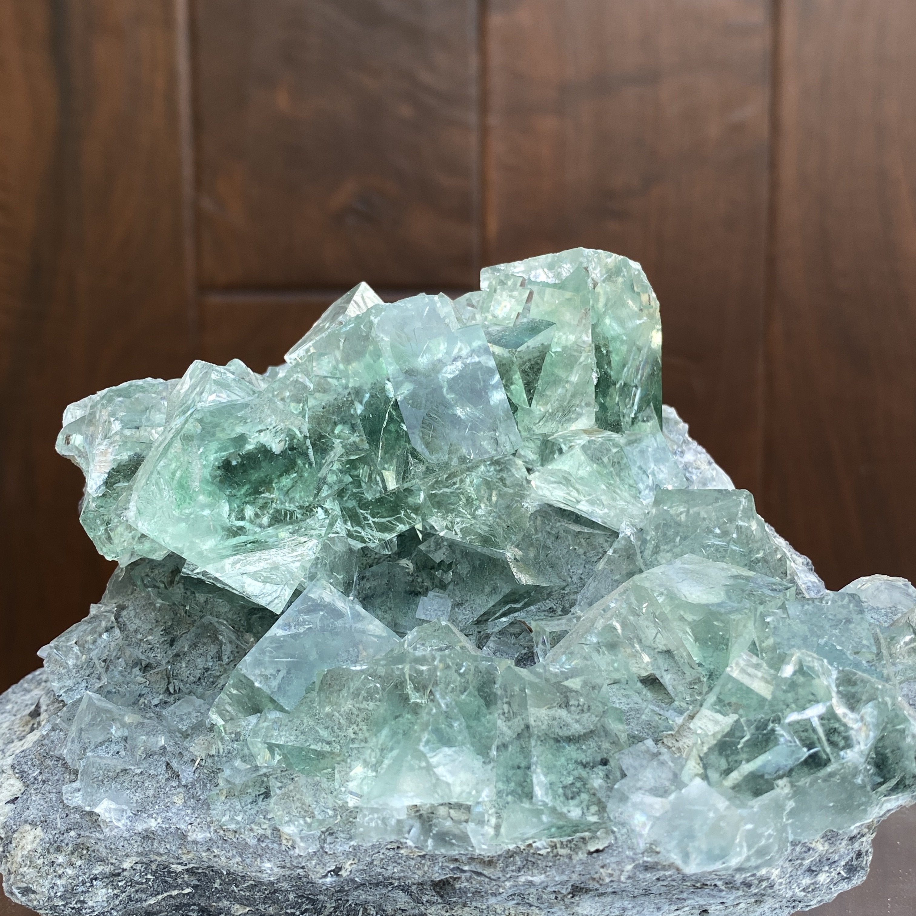 1kg 15x11x8cm Glass Green Clear Transparent Fluorite from China - Locco Decor
