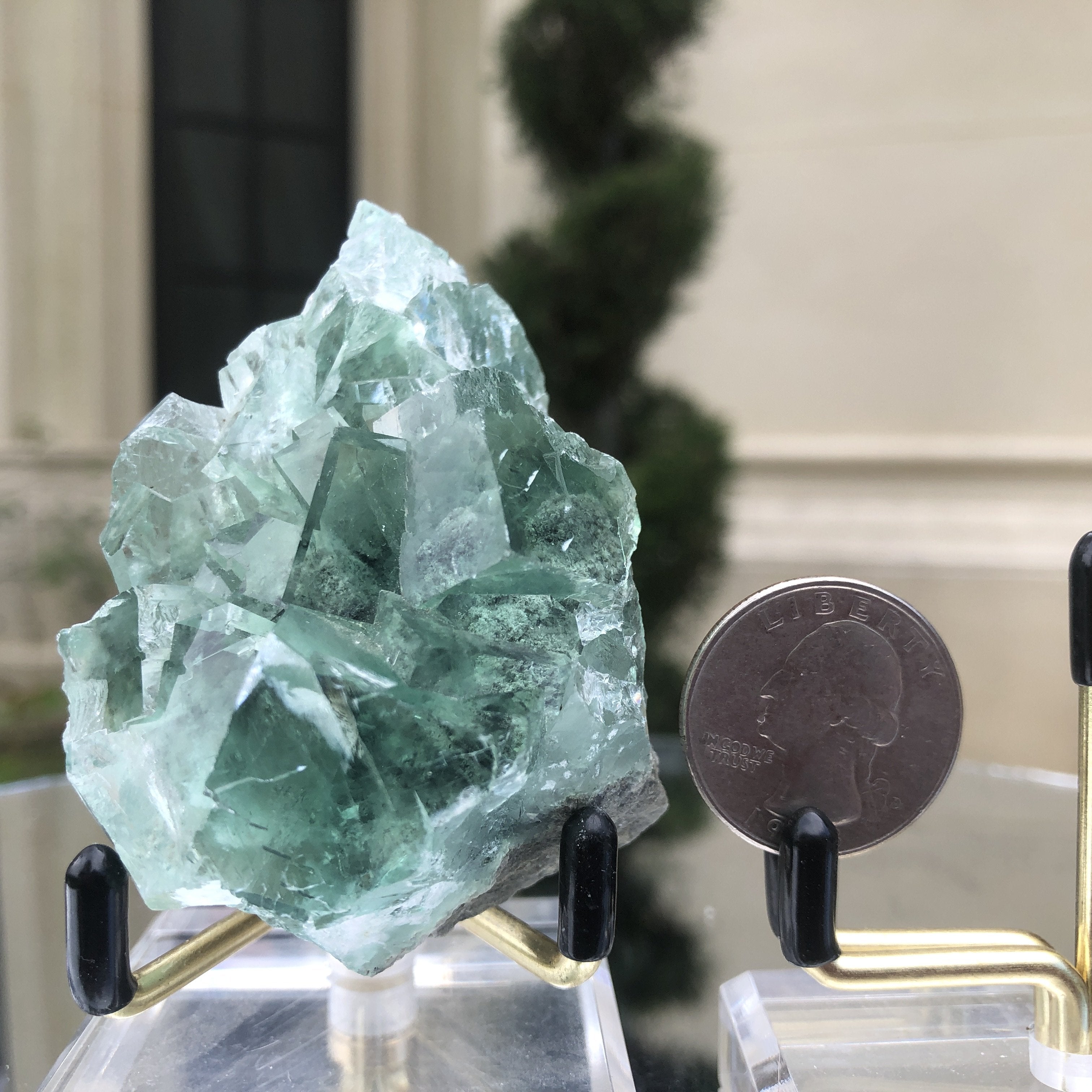 120g 7x6x4cm Glass Green and Clear Fluorite from Xianghualing,Hunan,CHINA - Locco Decor