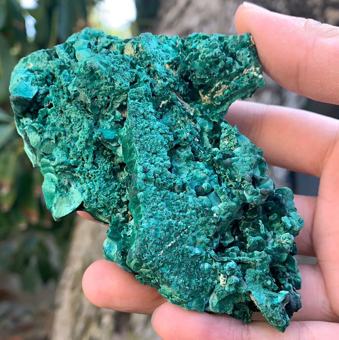 284.7g 12x8x5cm Natural Malachite from Laos
