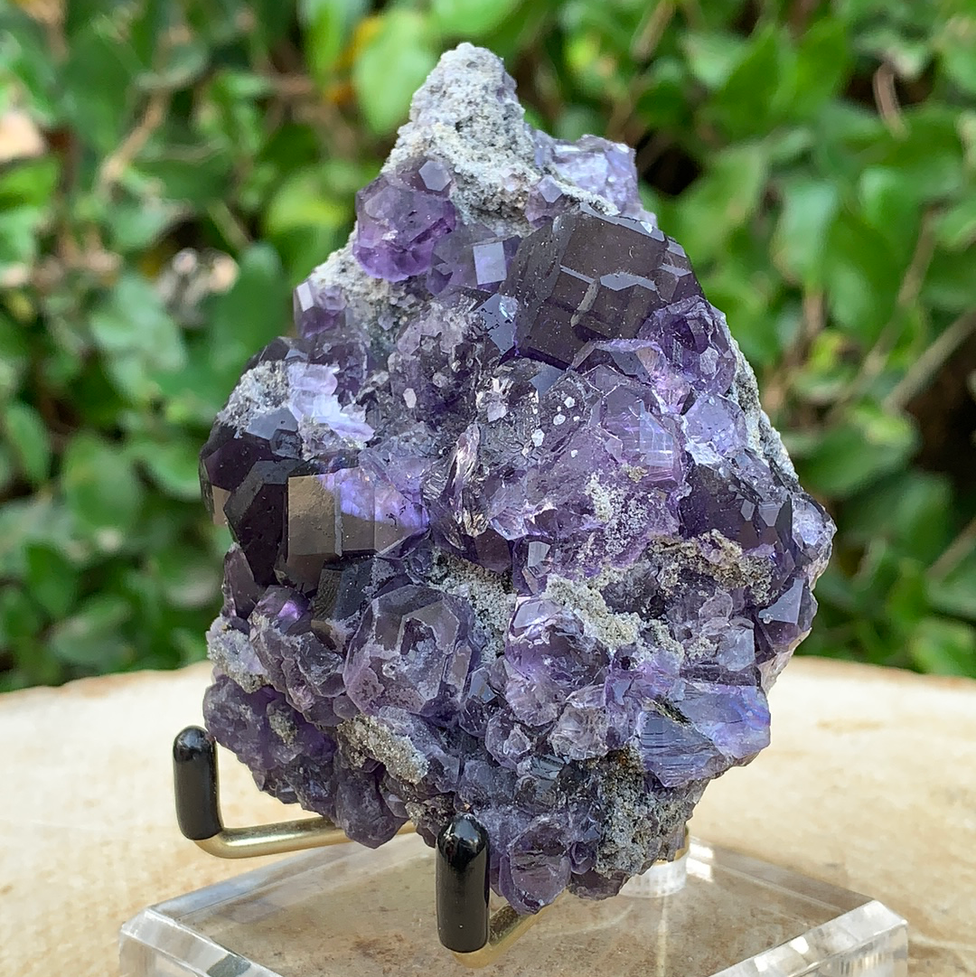 242g 9x7x4cm Purple Tanzanite Fluorite from China