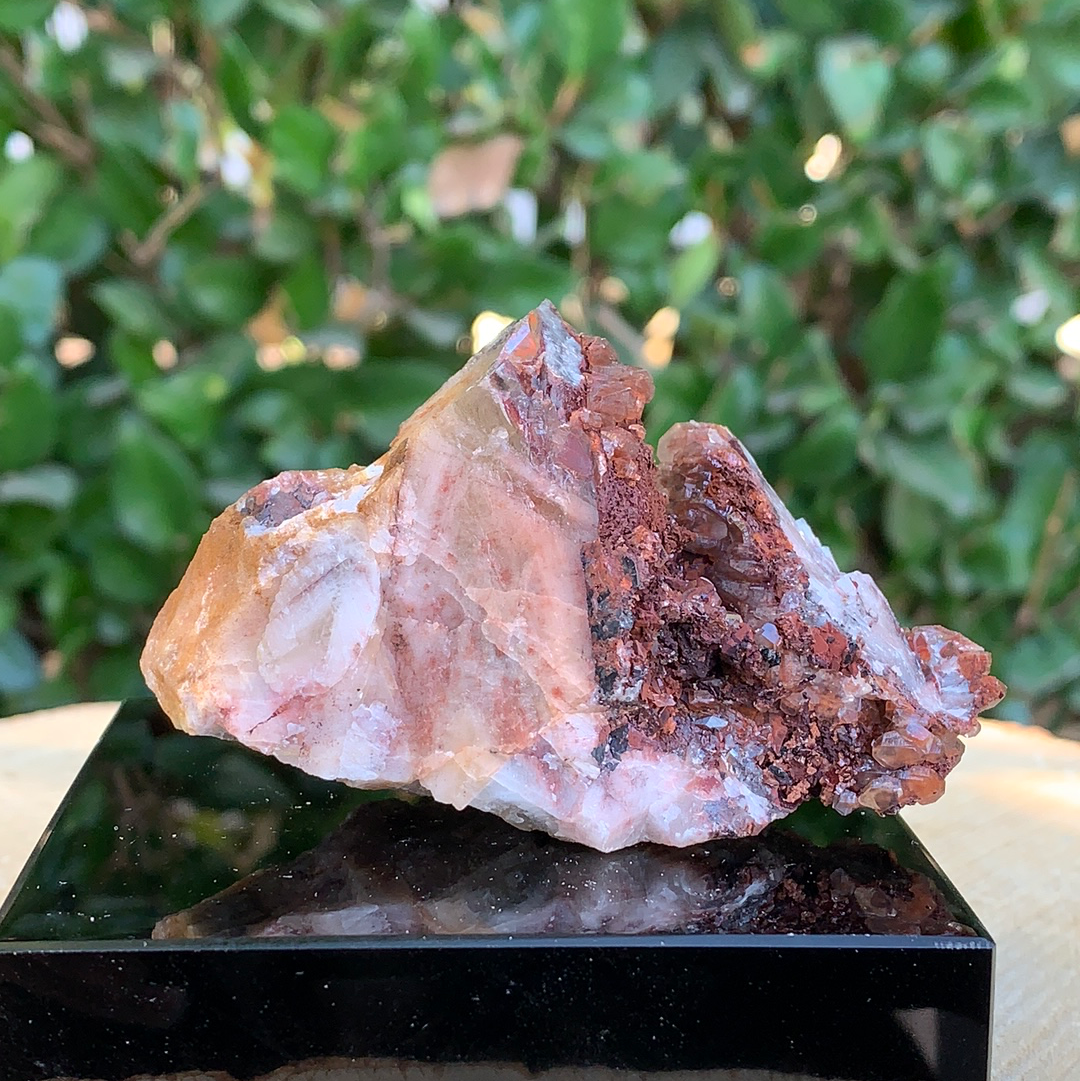 106g 8x5x4cm Brown and White Leiping Calcite from China