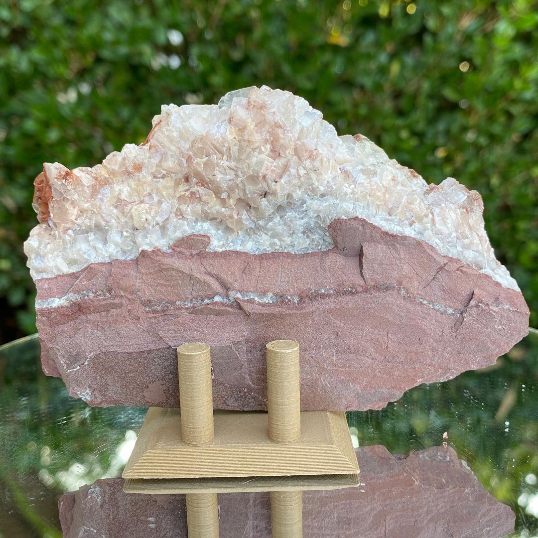 286g 13x8x4cm Brown and White Leiping Calcite from China